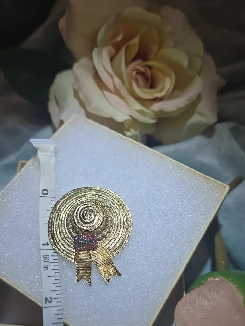 CINER Gold Tone Straw Hat Brooch with Multicolor Accent